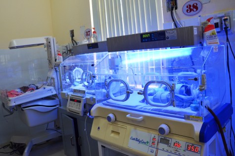 Thiếu nhiều máy sưởi cho các bé sơ sinh thiếu tháng