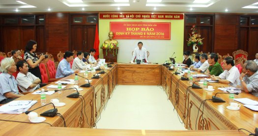 Ông Nguyễn Tuấn Hà phó Chủ tịch UBND tỉnh khẳng định lãnh đạo tỉnh tiếp thu nghiêm túc các vấn đề y tế báo Tiền Phong đã đăng