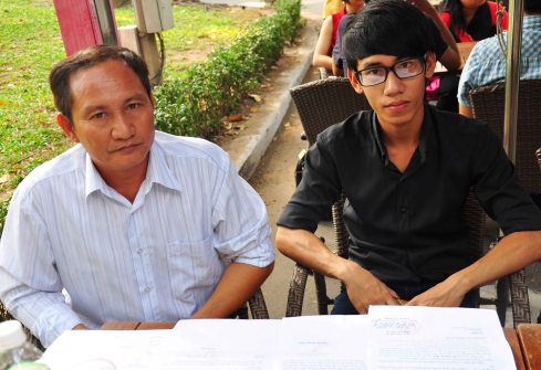 Bố con Đỗ Quang Thiện mong ngày Thiện được giải oan