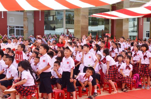 Hào hứng đón chào năm học mới