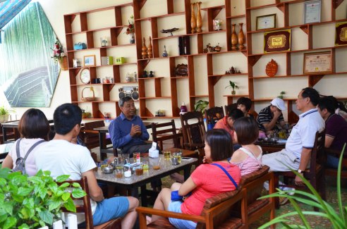 Ông Hoàng Mạnh Cường kể về cách nuôi chồn lấy cà phê